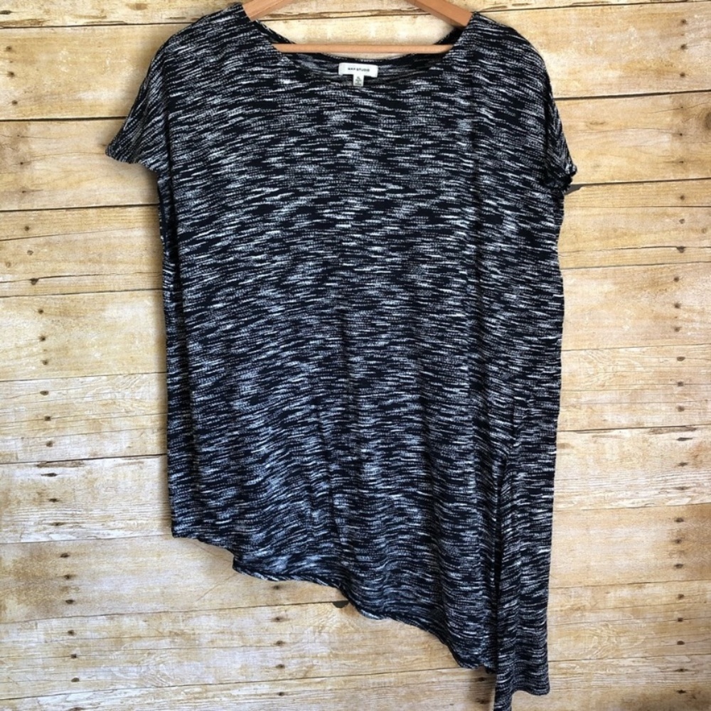Max Studio Black And White Top - Asymmetrical Hem